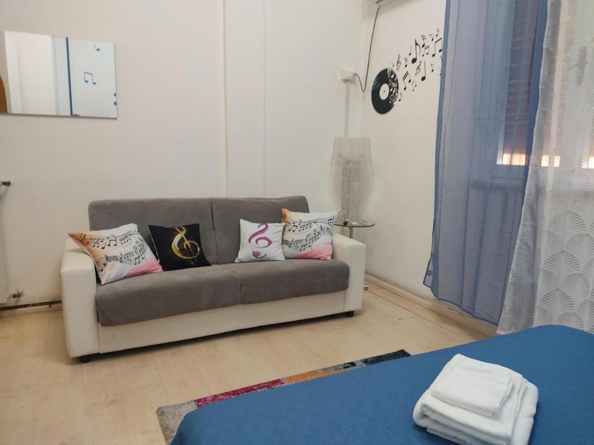 B&B Ale E Gio Пьомбино Экстерьер фото