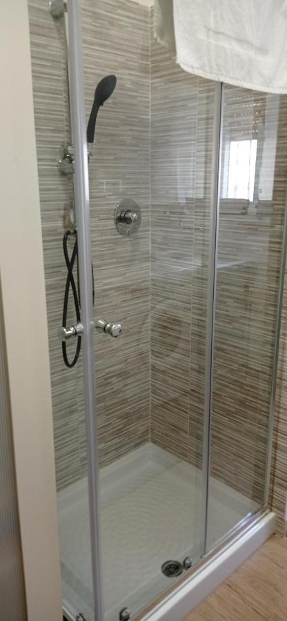 B&B Ale E Gio Пьомбино Экстерьер фото